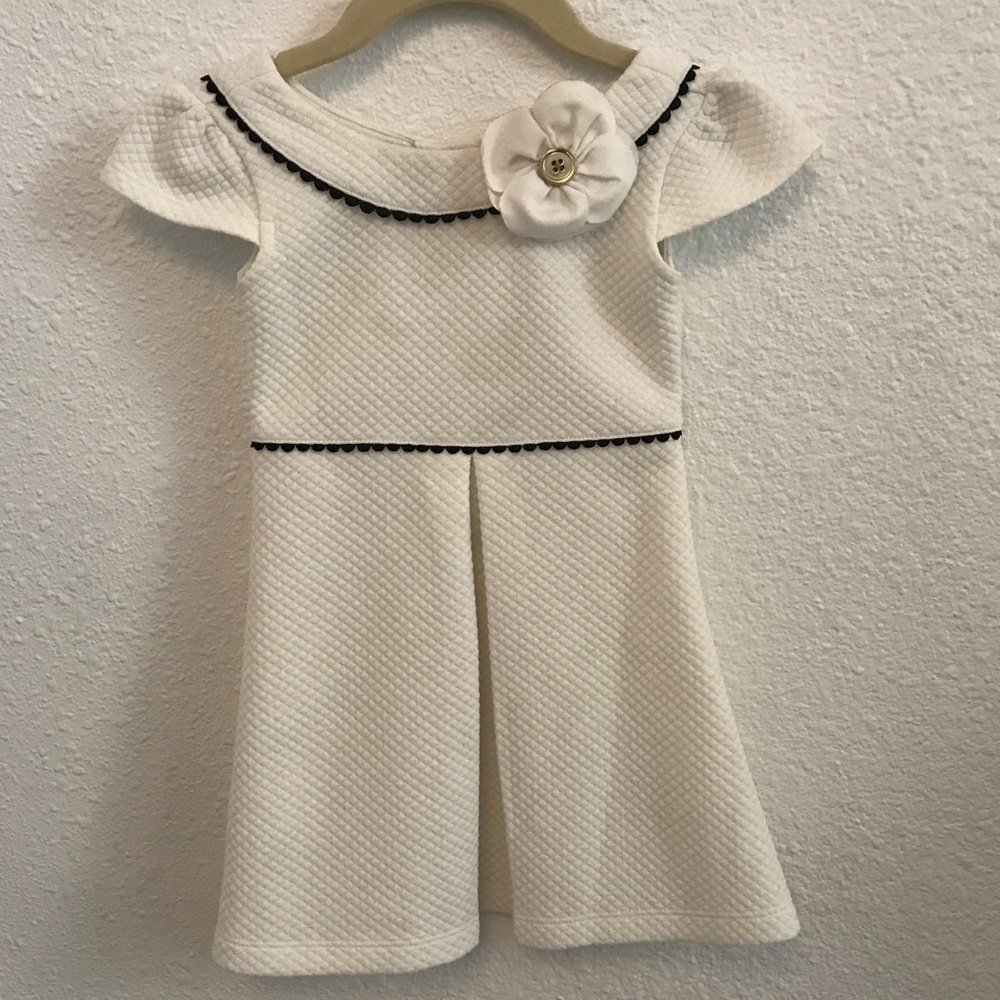 Janie and Jack white dress with flower brooch 2T